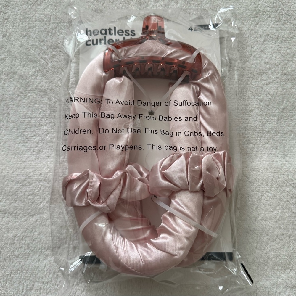 NWT Target Heatless Curler Kit